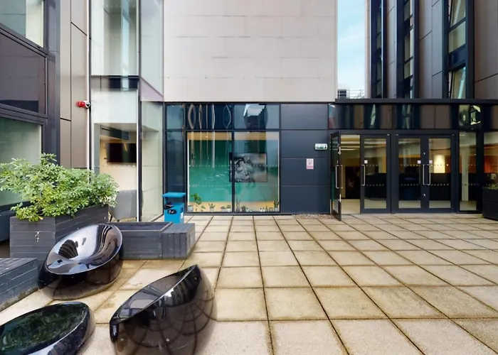 Iq Hammersmith In London