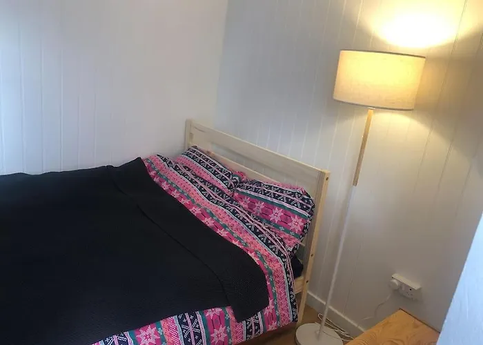 Mini Cabin In Zone 2
