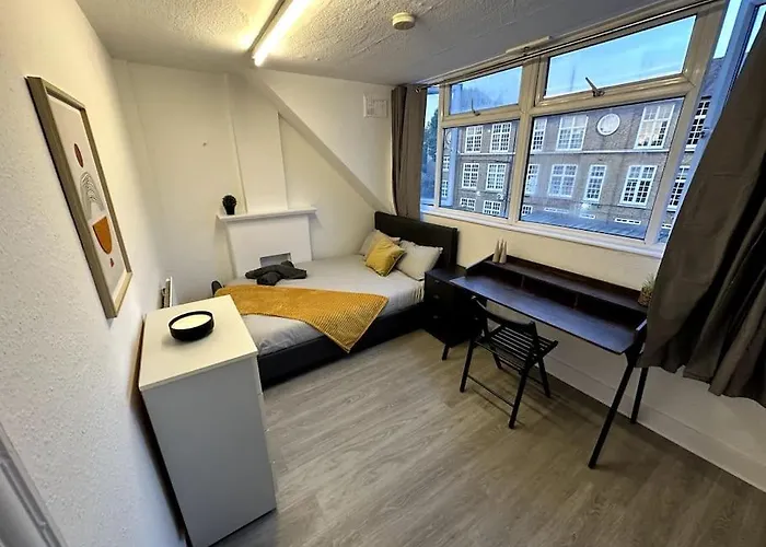Magnificent 2 Bedroom On Tower Bridge