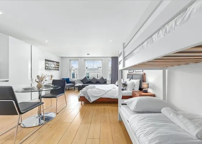 Sleep 6 Piccadilly 1 Bedroom Flat In London Vr5