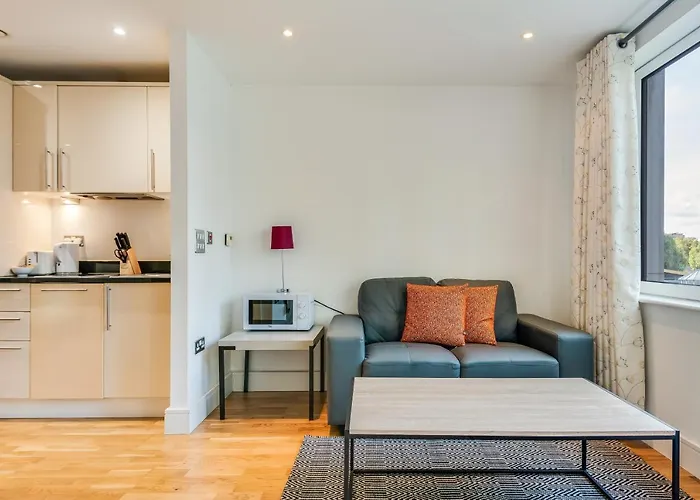 Mysquare Comfy Studio Apartment In Canary Wharf London