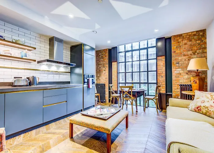 Pristine 1-Bed Studio In London By 53 Degrees Property, Ideal For Long-Term Stays, Incredible Location!