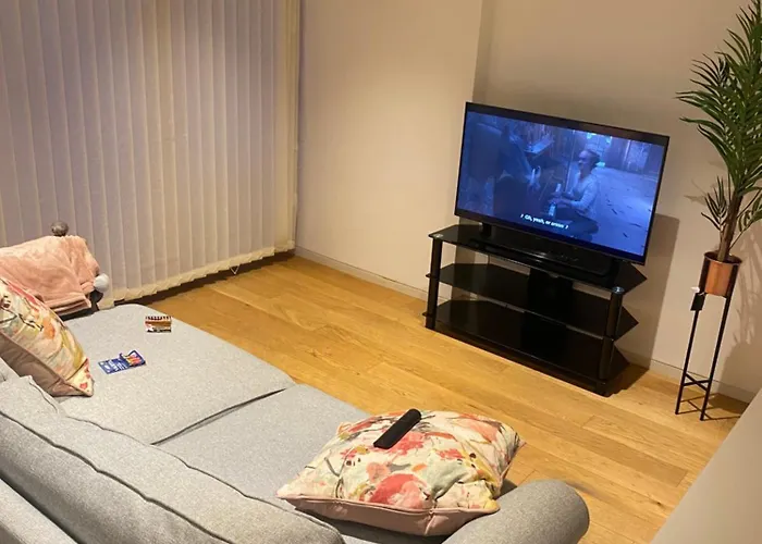 Cosy Long Term Apartment