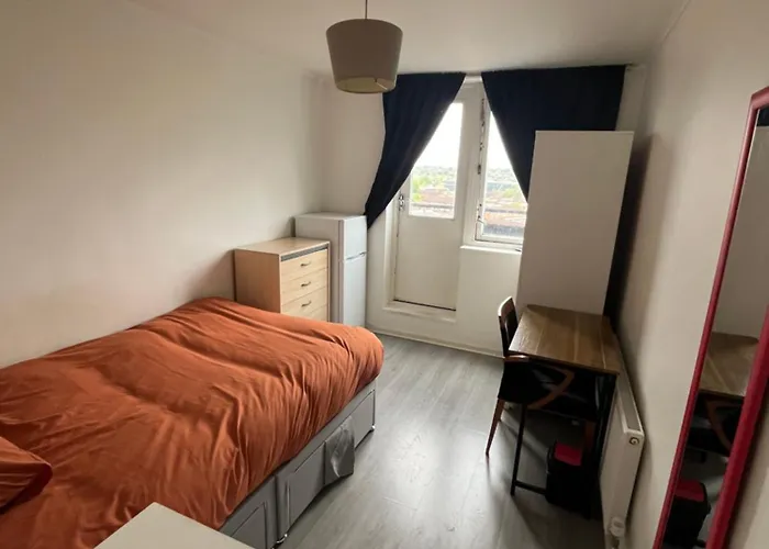 Room For Rent In Brixton