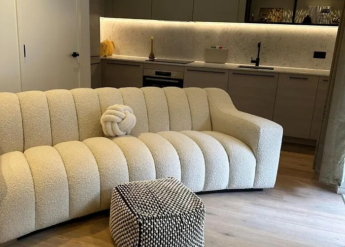 Luxurious And Cozy 1 Bedroom Flat With Netflix - Near Canary Wharf And O2