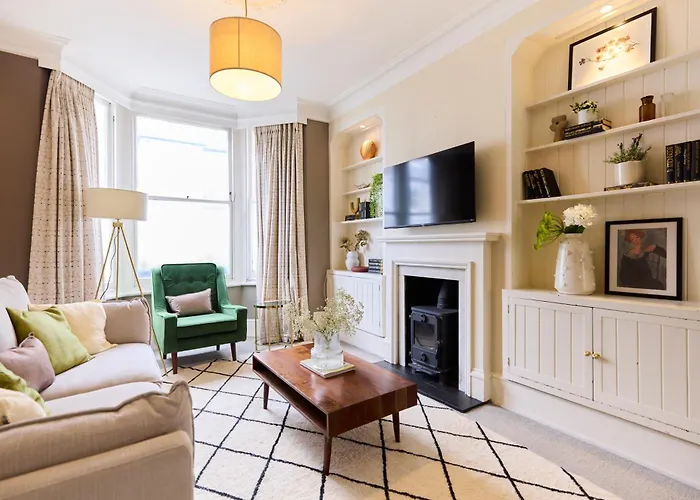The Fulham Hideout - Modish 2Bdr Flat With Patio