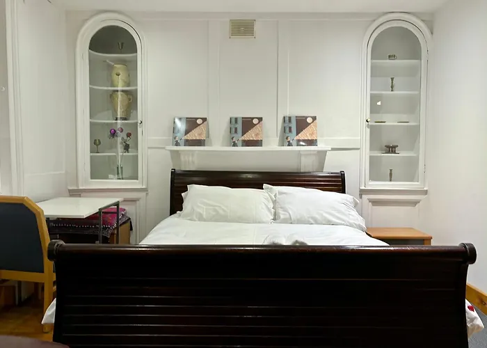 Stay In Bloomsbury