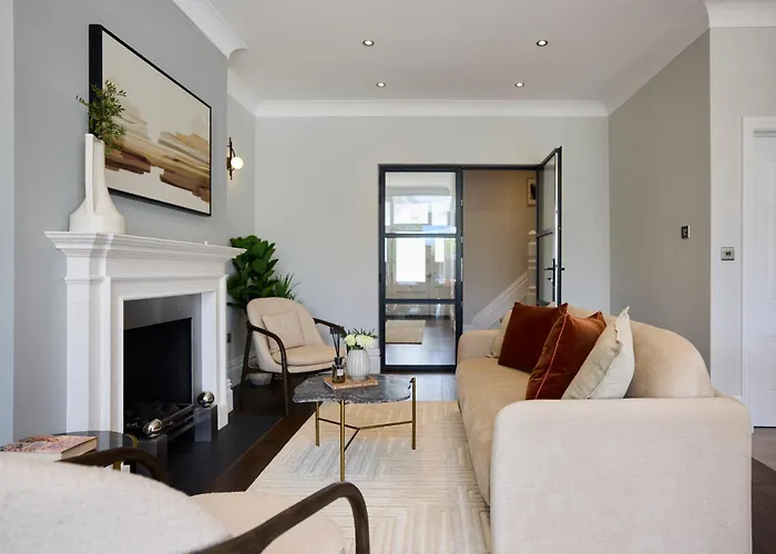 The Roehampton Place - Elegant 5Bdr House With Garden And Parking