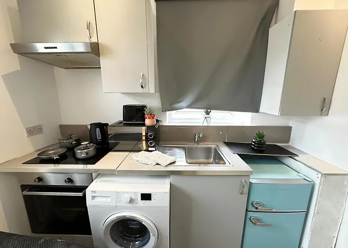Harrow Road One Bedroom Apartment