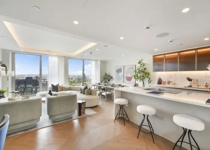 Duplex Large Luxury Penthouse Amazing Views Sleeps 8