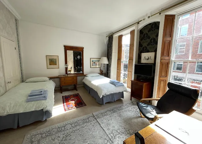 Cosy Central London Apartment 002