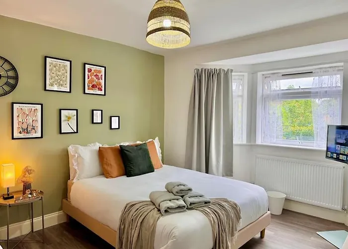 Vibrant Studio 30Min To Central London & Free Wifi