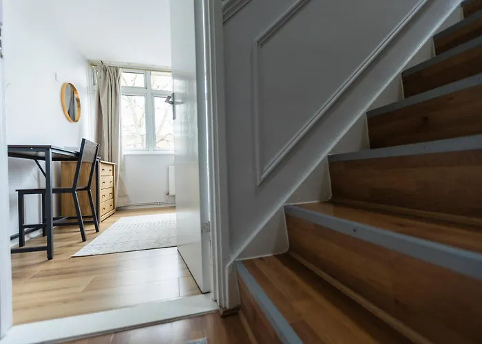 Grace House - 15 Minutes To Central London