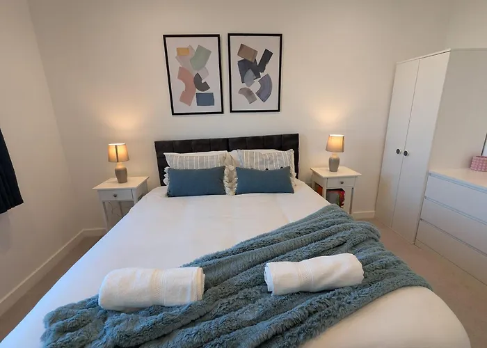 Hale Elite Apartment - 20 Min From Central London