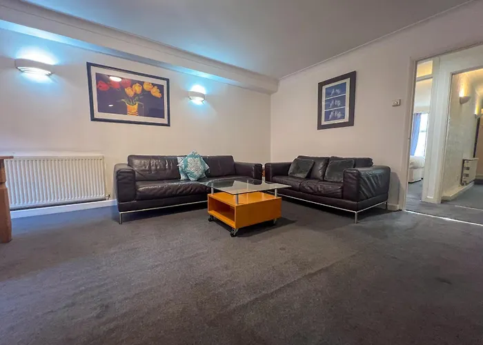 Sophisticated Luxury 2 Bedroom Apartment In Mayfair H5