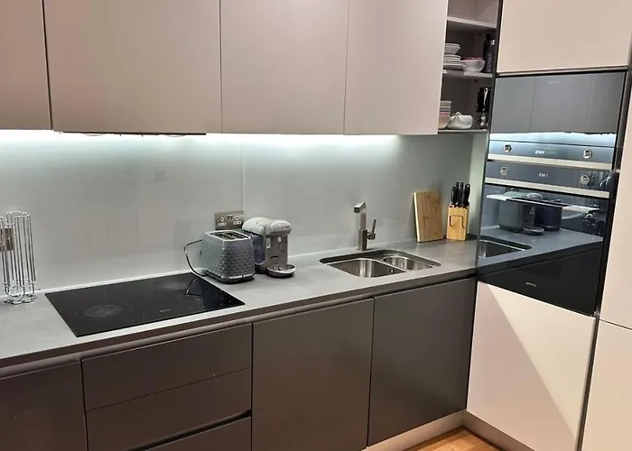 Bank Apartment - City Of London Central