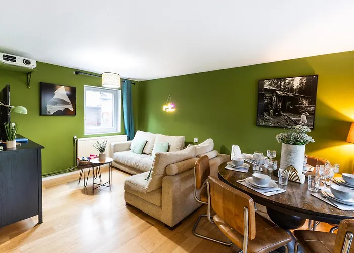 Prime Central London Bridge Gem, Near The Shard&The River!-Luxury Home W Parking-Wifi-10 Percent Off-Geniusdeals-Mobilerate