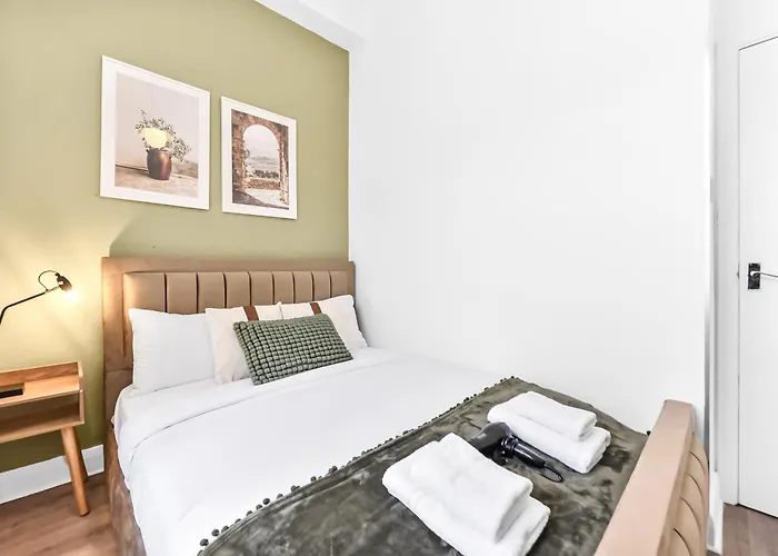 Prime Location Apartment In Camden 4 Mins To Kings Cross, 1 Mins To Euston