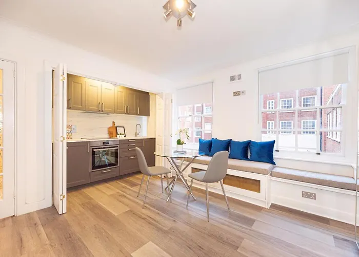 Sg, Boutique Mayfair Central London Apartment