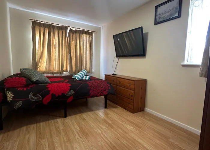 Spacious Double Room Near Excel London