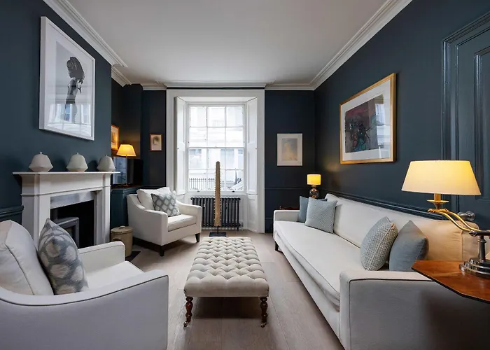 Veeve - Chelsea Townhouse