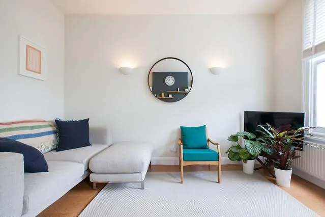 Cosy 1 Bed Apartment, De Beauvoir, N1