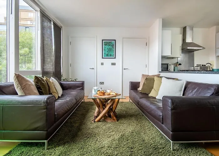 2Br Brick Lane Hideaway!