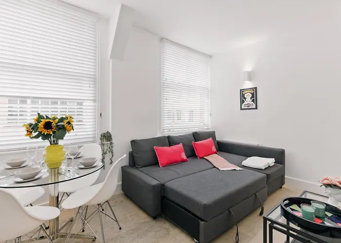 Modern 1-Bedroom Retreat In Trendy Clerkenwell