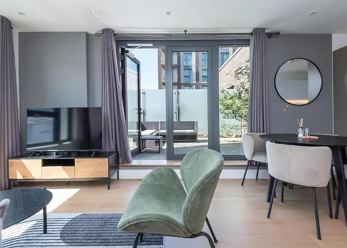 Stunning Apartment With Private Terrace