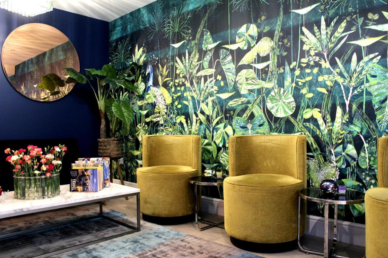1 Craven Hill Gardens London