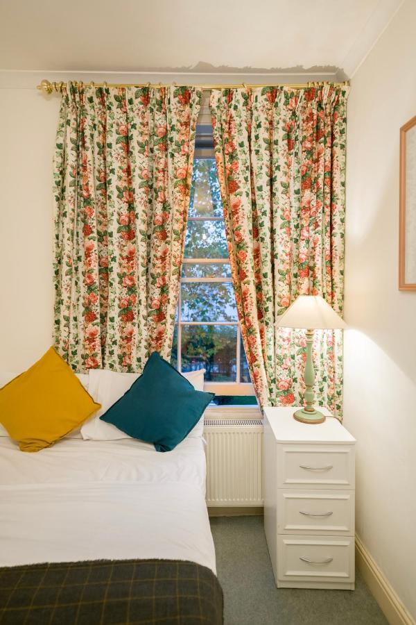 Bayswater Hyde Park Apartment *