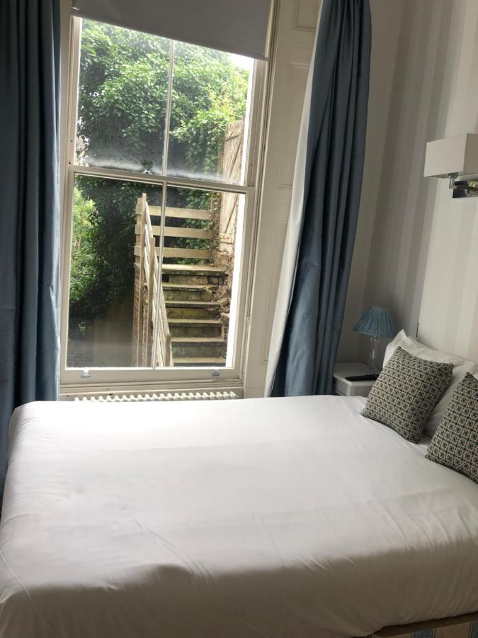 Elsham Aparthotel *