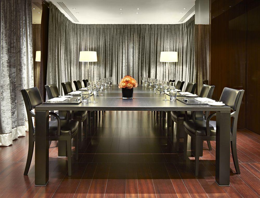 Bulgari Hotel, 5*