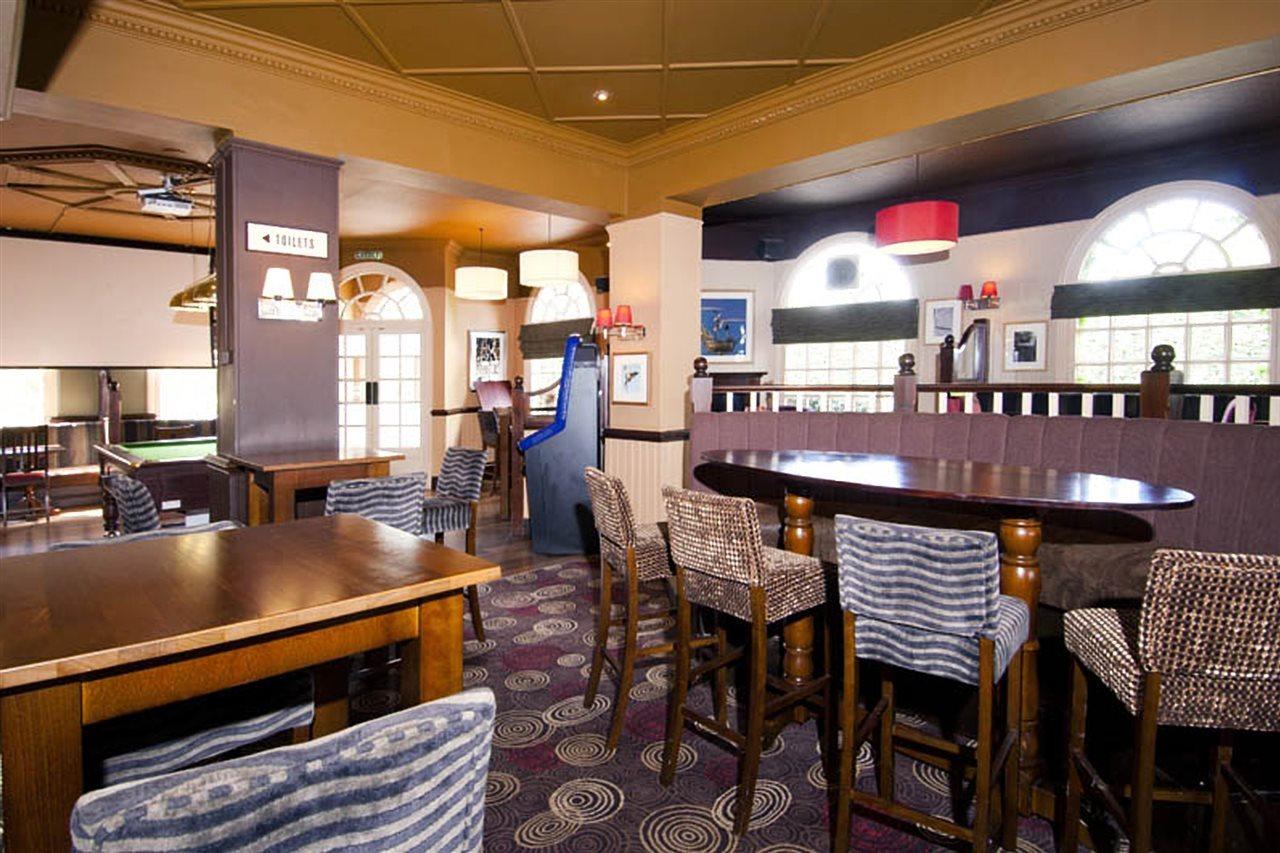 Premier Greenford Londen