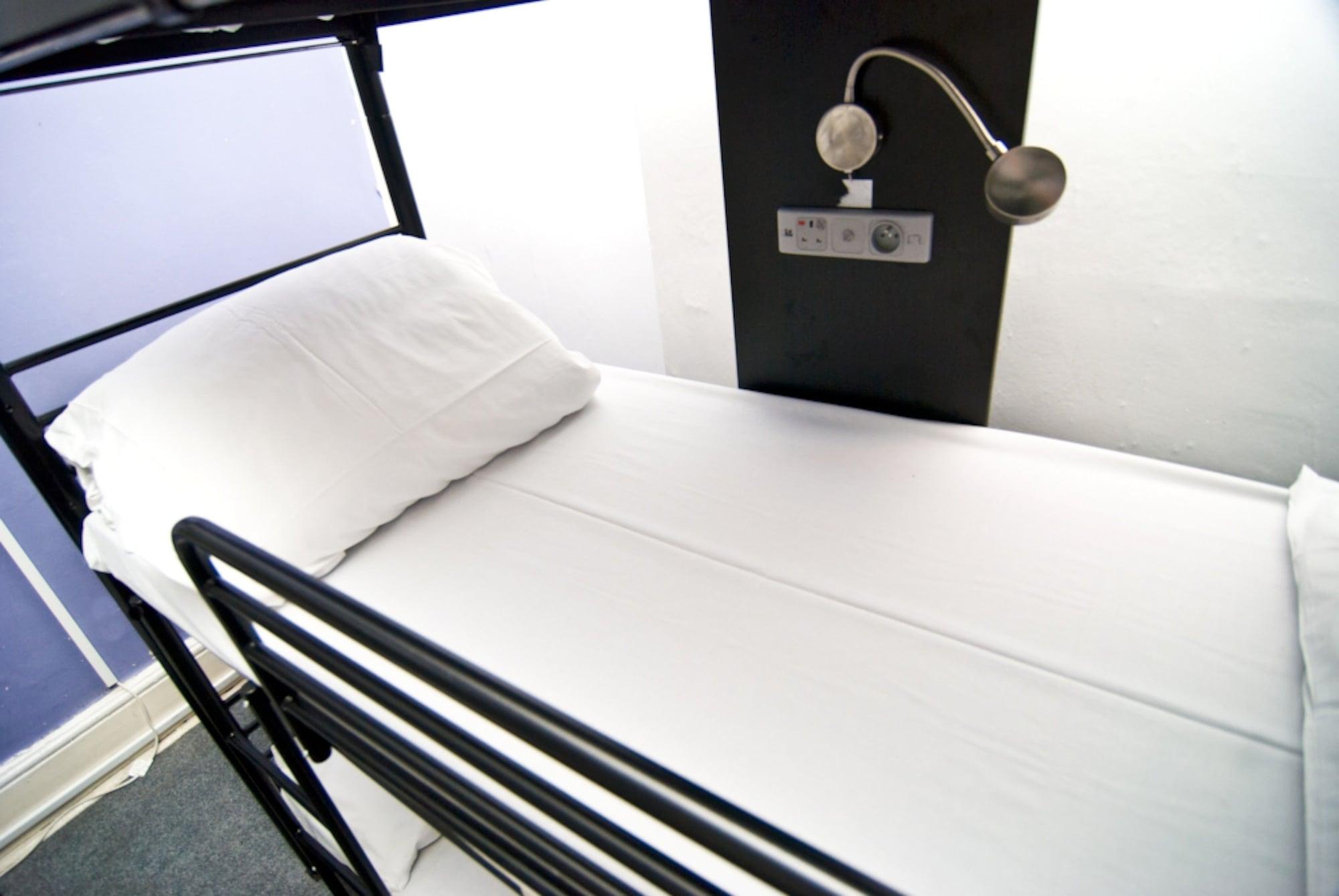 Onefam Waterloo 18-36 Years Old Hostel *