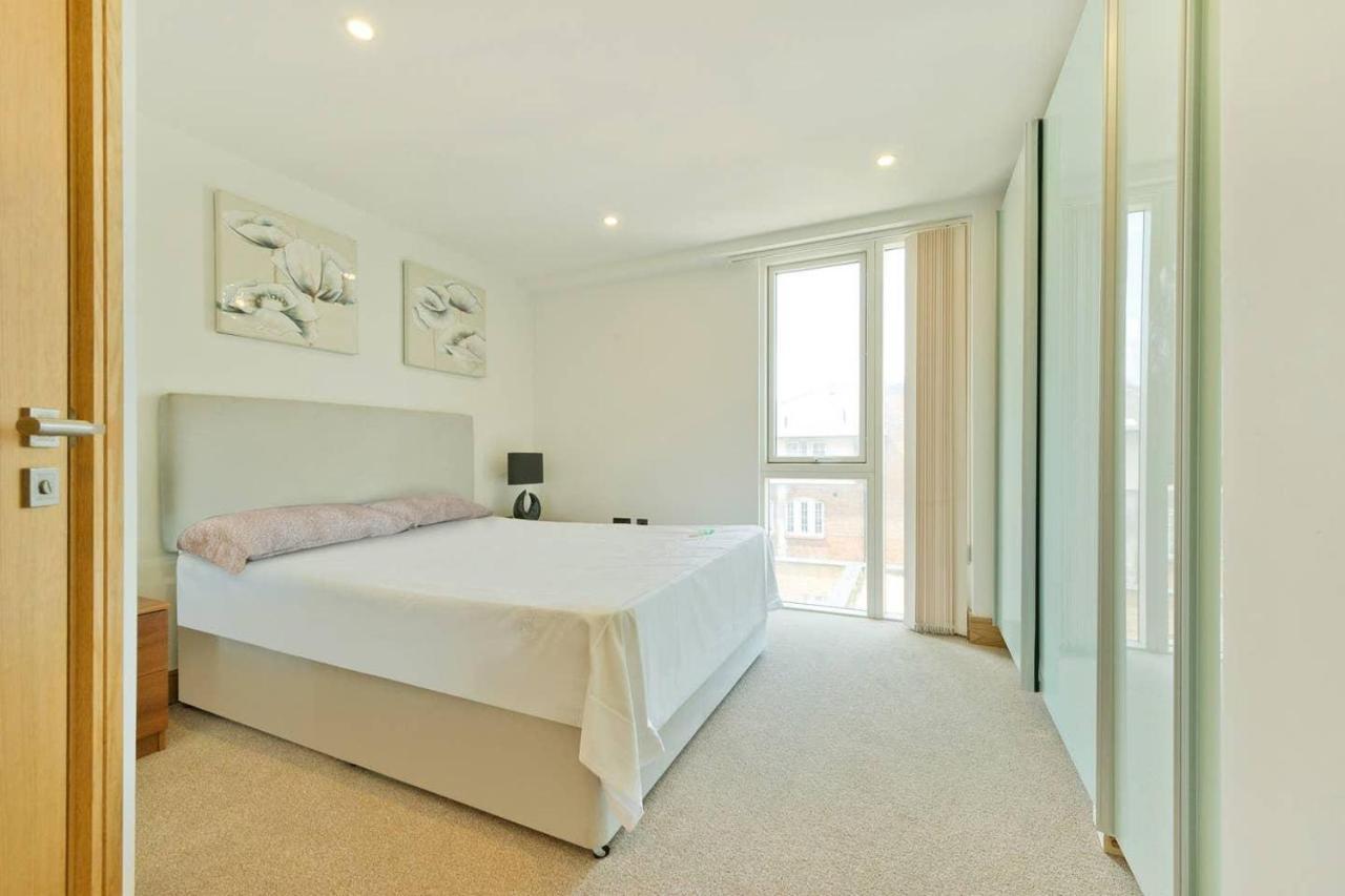 Comfortable Two Bedroom Apt In The Heart Of Kings Cross Area Apartamento *