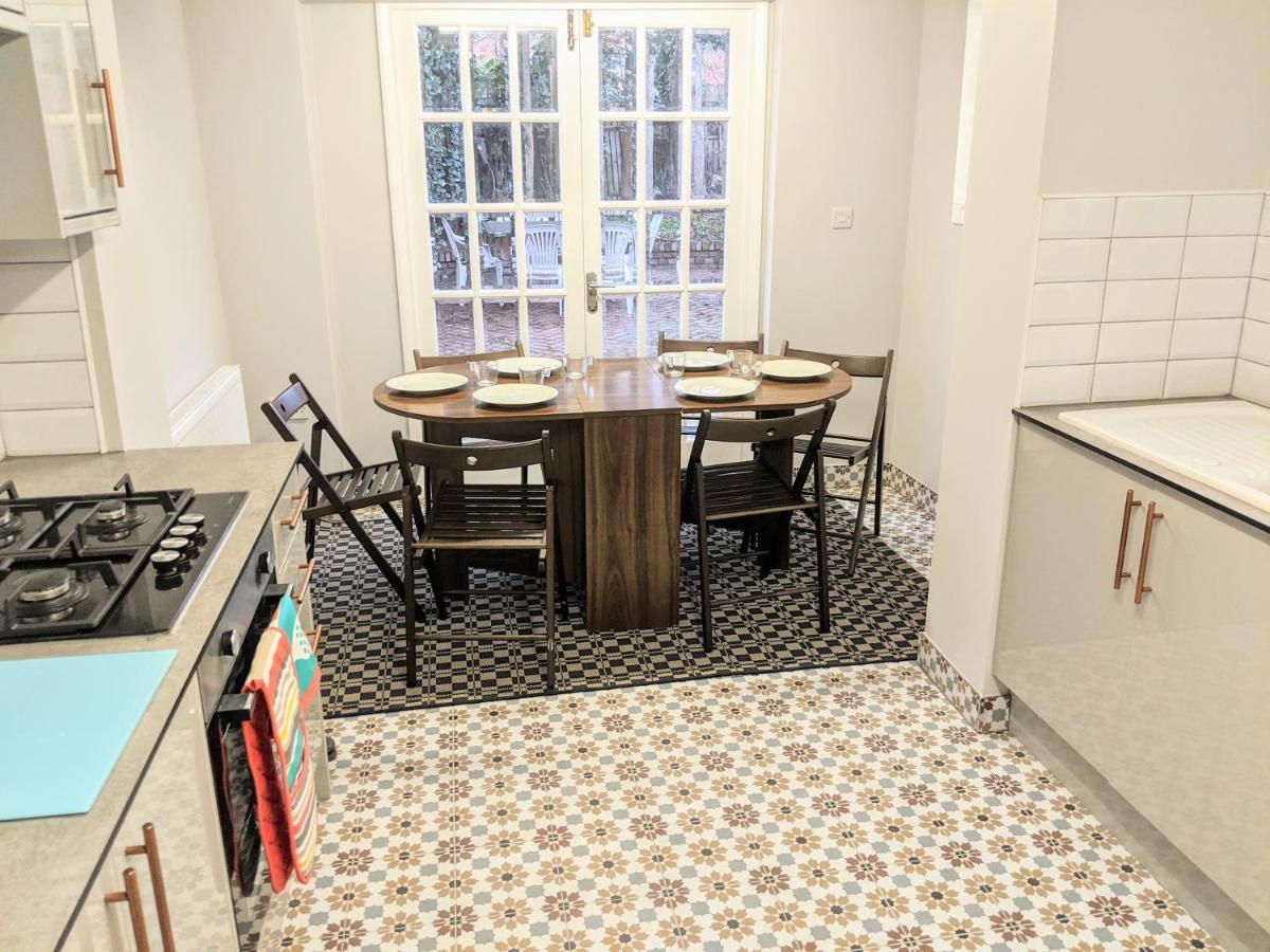 Tophome West Hampstead * London