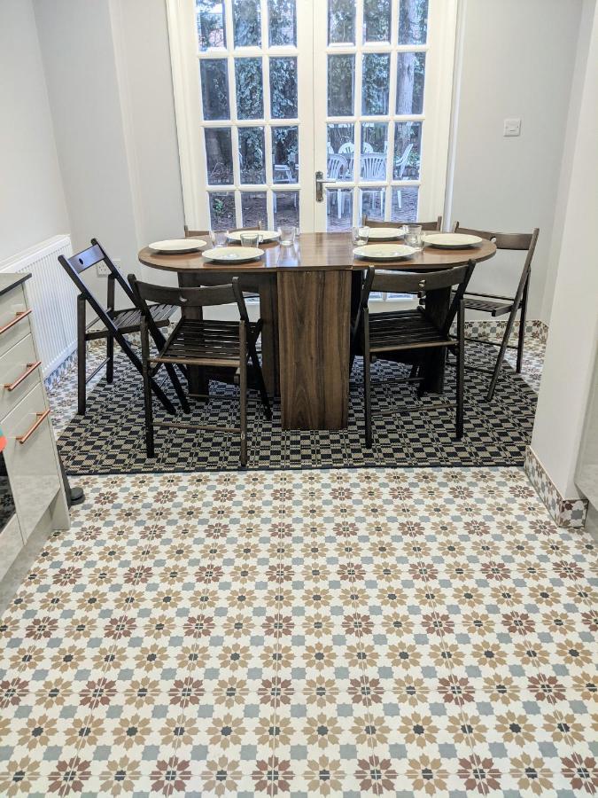 Tophome West Hampstead * London