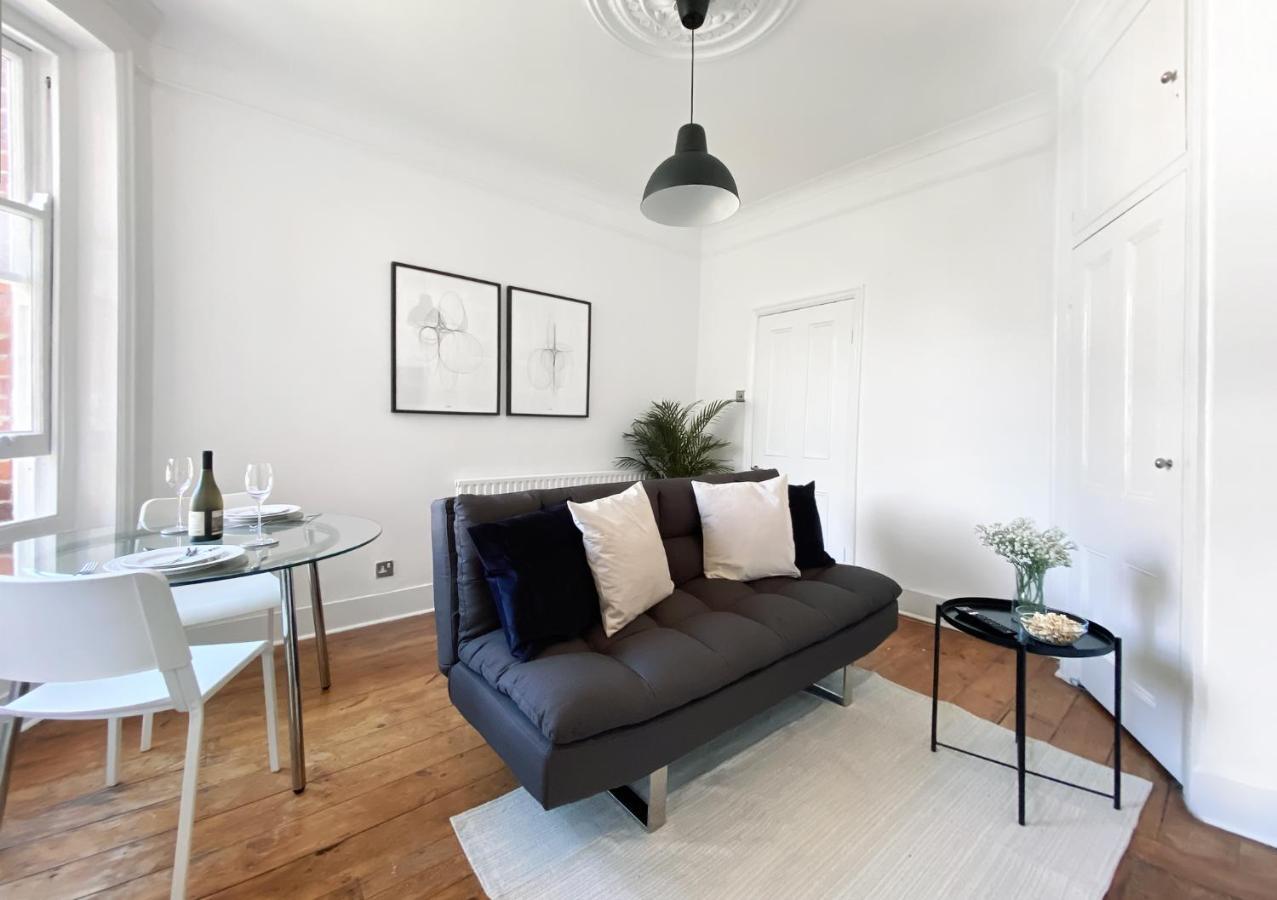Ida Pod Places-forest Hill Flat * Londres
