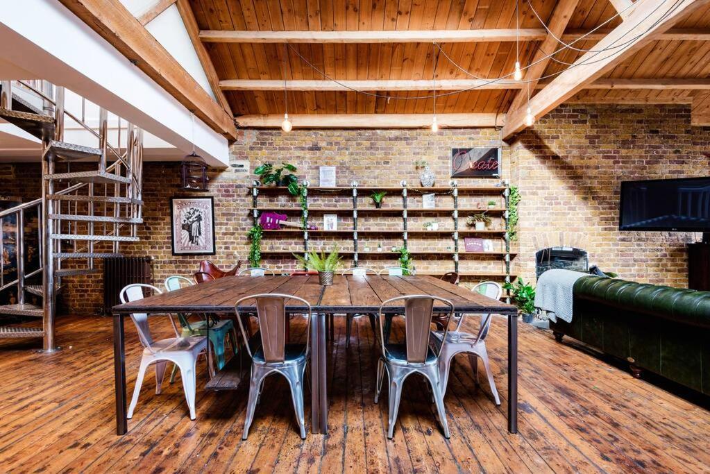 Penthouse Loft With Roof Terrace Not For Events Or Parties * London