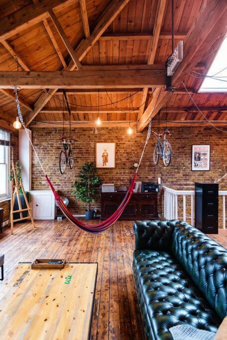 Penthouse Loft With Roof Terrace Not For Events Or Parties Apartment *