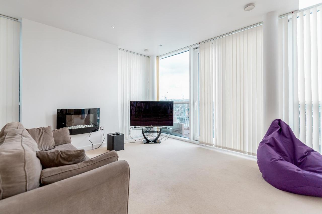 Apartment Premium Excel 3&2 Bedrooms London