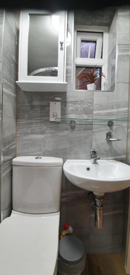 Guest house Chatsworth London