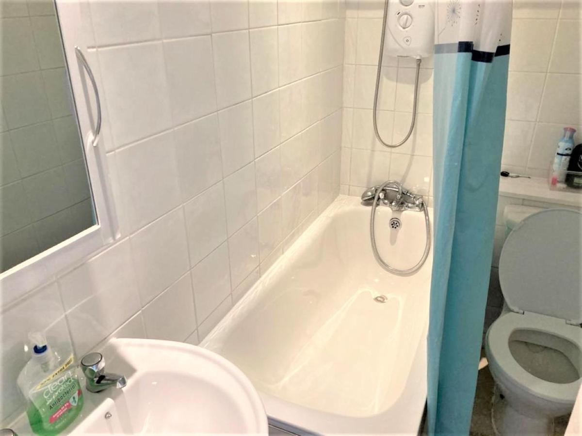 Bright & Modern Flat In Paddington - Zone 1 Londen