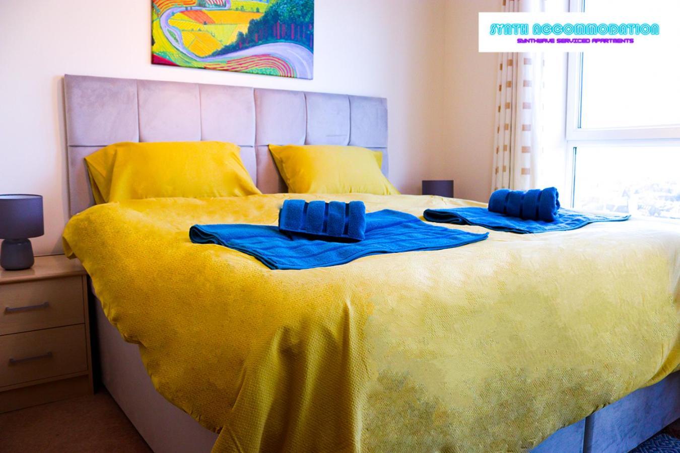 80s Retro 1 Bedroom Serviced Canary Wharf Perfect For Corporate Business Families & Leisure Guests Apartment *