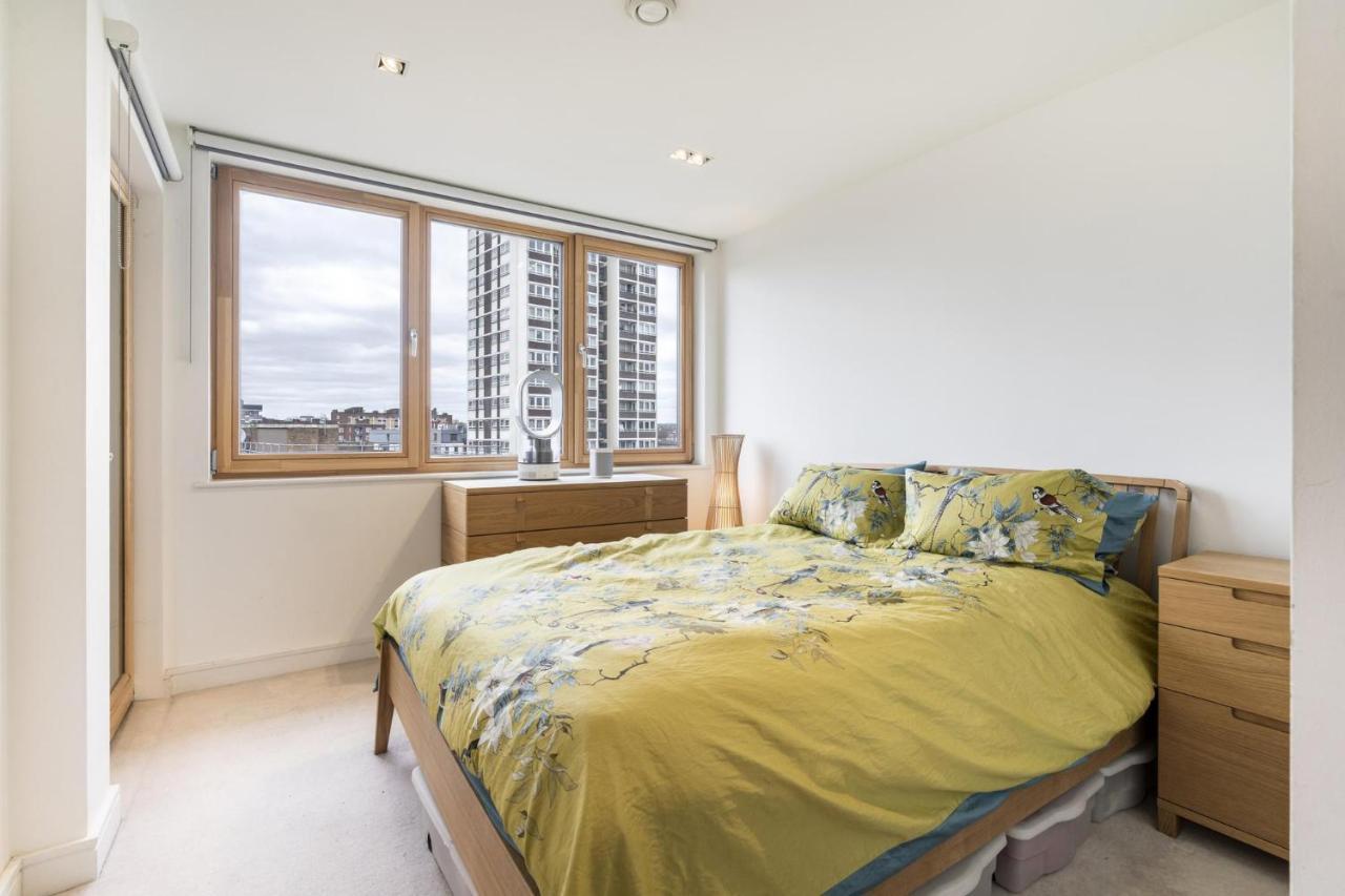 Apartment 1br Penthouse Flat In East