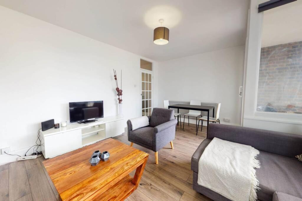 Apartamento Amazing 3 Bedroom Flat - 4mins To Tube Station