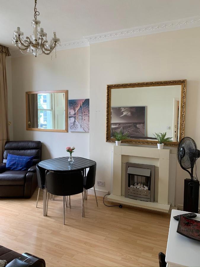 Bayswater Hyde Park *