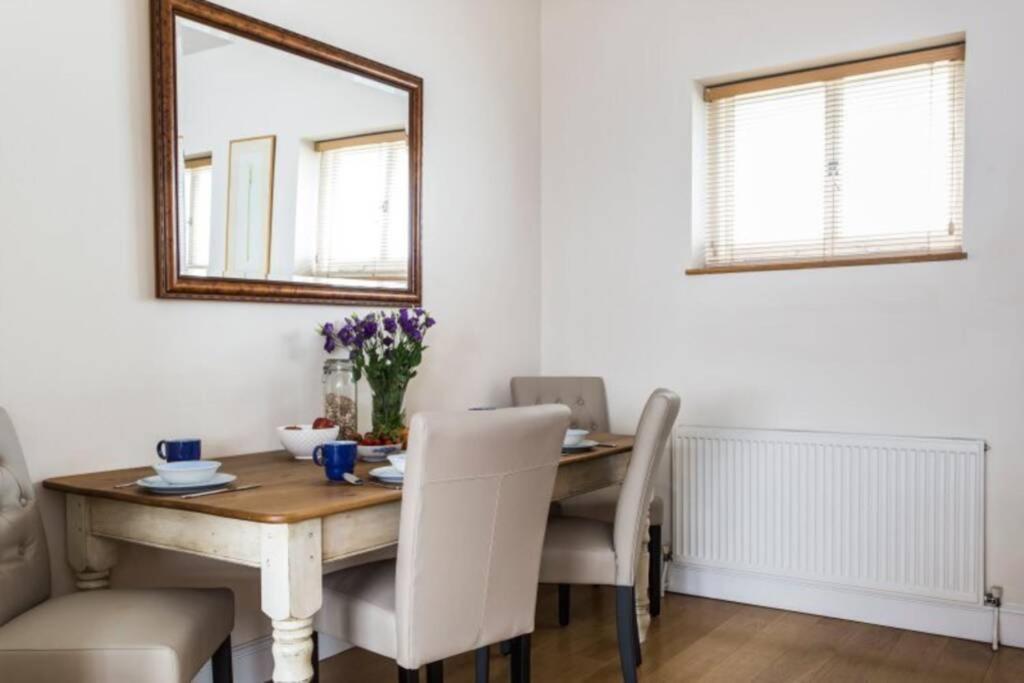 Holiday home Beautiful Mews House, Conduit Mews, Paddington, W2
