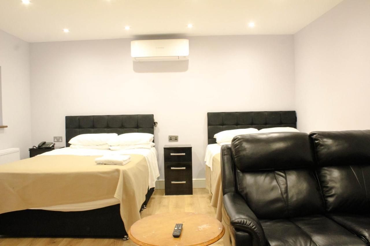 Ventures Bed & Breakfast 3*